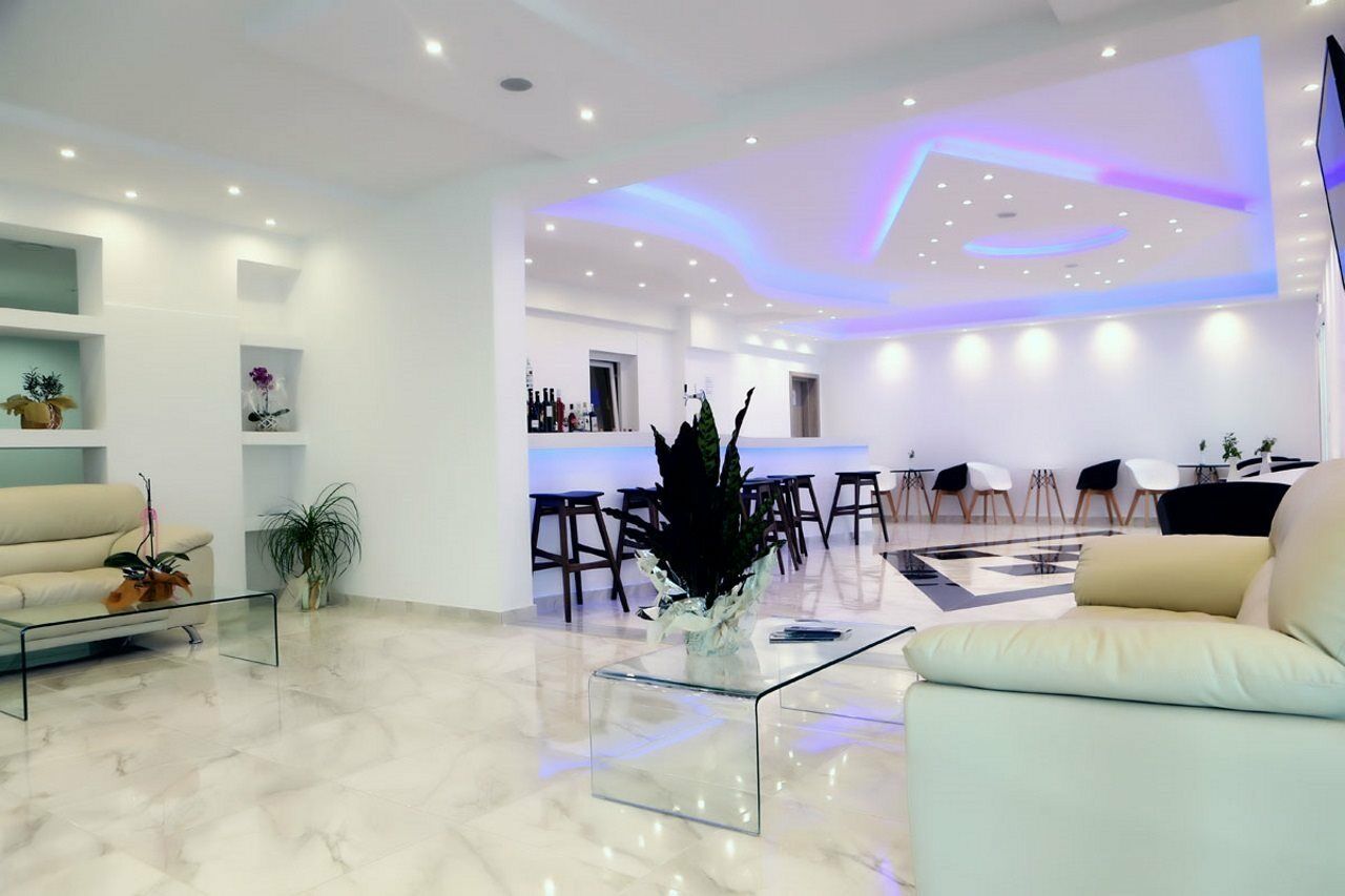 Otel Saint George Palace Agios Georgios Pagon