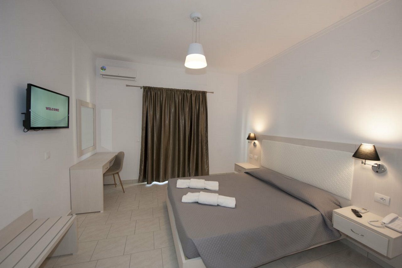Saint George Hotel Agios Georgios Pagon